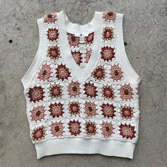 bp Sweaters - Floral Knit Sweater Vest Women's XS V Neck Pullover Crochet Multi Color Preowned